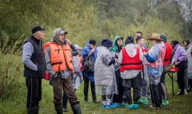 Aicina pieteikties Vislatvijas ūdens tūristu saietam “Lielais plosts”, piedalīties cīņu rekonstrukcijā un izbrukt cauri Lielā Musturdeķa tiltam!