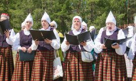 Lielais Augšdaugavas musturdeķis savienoja Daugavas abas malas