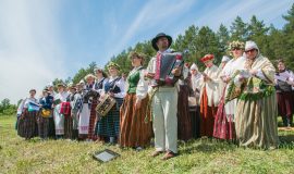 Lielais Augšdaugavas musturdeķis savienoja Daugavas abas malas