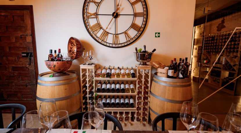 VINOTĒKA LA TENUTA ITALIANA CANTINA