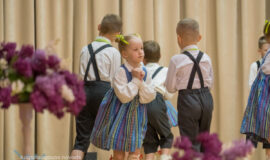 Izskanējuši tradicionālie Pilskalnes „Melnā kalna svētki”