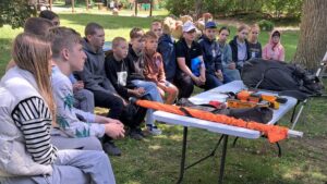 Medumos sāka darboties “Jauno arheologu skola”