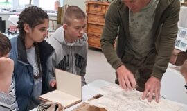 Pirmā pasaules kara muzejā Medumos noslēdzās “Jauno arheologu skolas” projekts