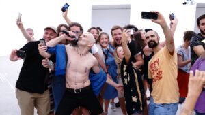 Teātra festivāls “Homo Novus” Daugavpilī: koncertizrāde “Selfiju koncerts”