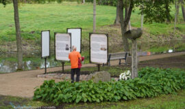 Augšdaugavas novadā Līksnas parkā atklāta Emīlijas Plāteres pastaigu taka