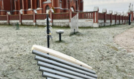 Pie Līksnas dievnama uzstādīti jauni vides objekti