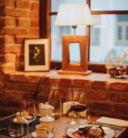 “Jazz & Wine” Restaurant