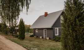 Brīvdienu māja “Meža skuķi” piedāvā iespēju baudīt dabas burvību, nomaļas vides šarmu un klusumu