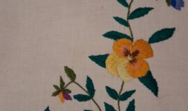 Seno gaismekļu izstāde Skrindu dzimtas muzejā