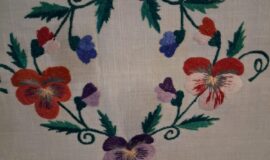 Seno gaismekļu izstāde Skrindu dzimtas muzejā