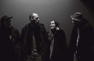 “Nielslens Lielsliens” un “Nesen” koncertēs Cēsīs, Daugavpilī un Liepājā