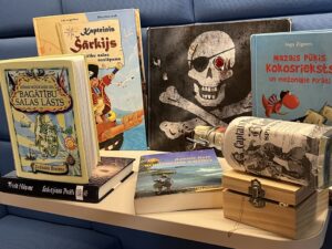 Literāri tematisks pasākums, skolas vecuma bērniem “Pirātu dārgumu lāde”