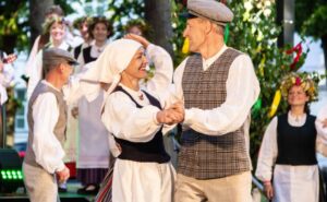 Daugavpilī varēs piedzīvot dzīvu kultūras mantojumu – kāzu tradīcijas