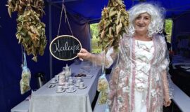 Juzefovas parka festivālā varēja iepazīt koka dažādās pasaules